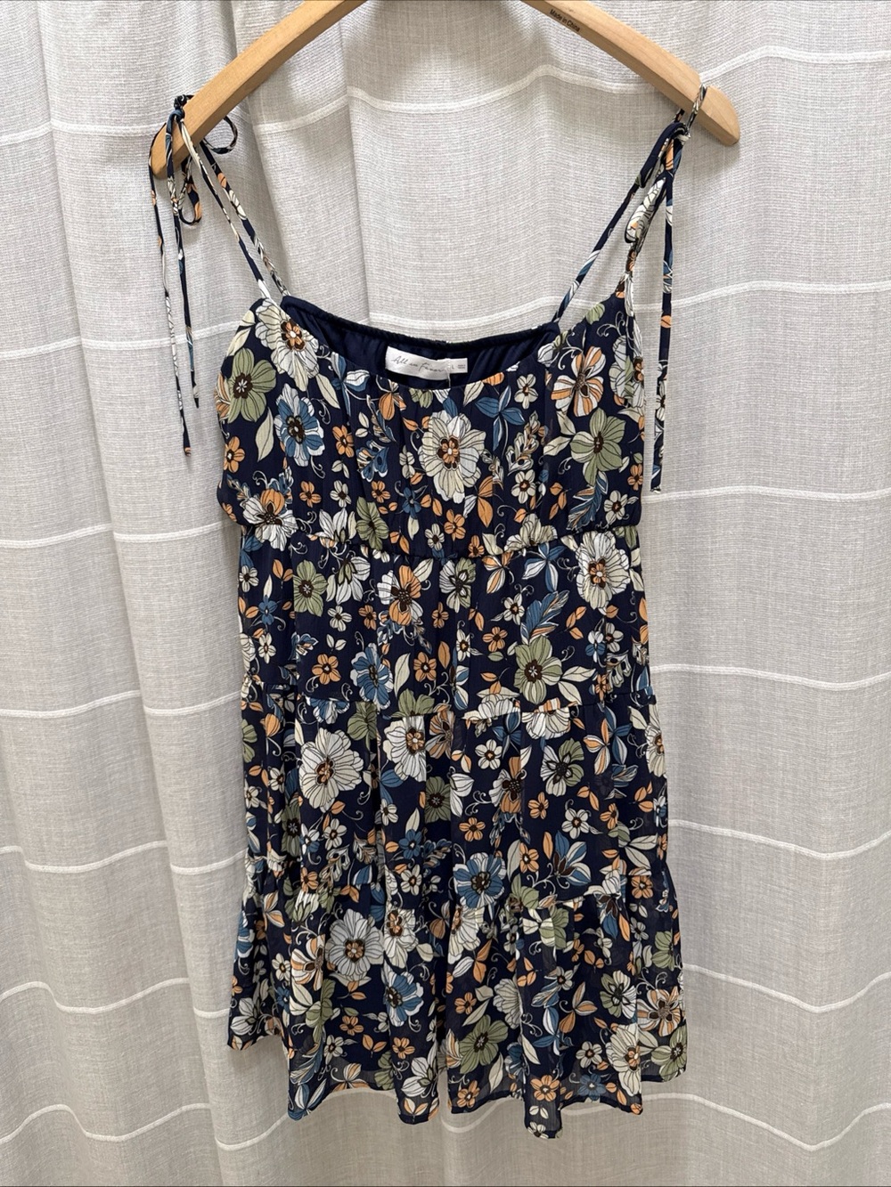 All in Favor Navy Floral Tie-Shoulder Camisole
